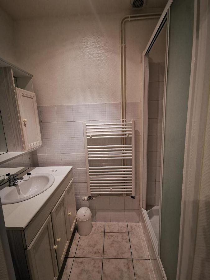 Les Geraniums Apartment แบ็ง-เลส์-แบ็งส์ ภายนอก รูปภาพ