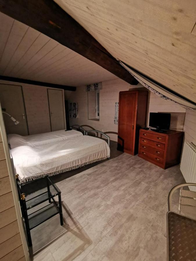 Les Geraniums Apartment แบ็ง-เลส์-แบ็งส์ ภายนอก รูปภาพ